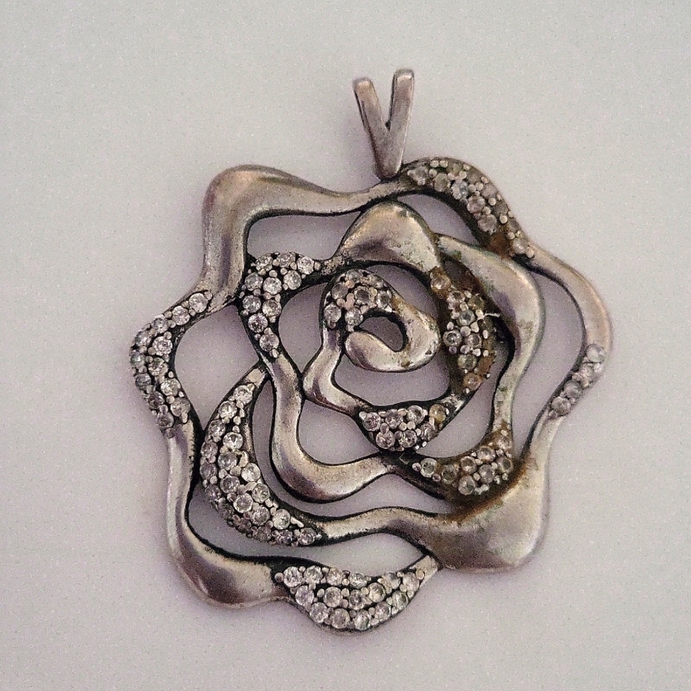 Vintage 925 Silver Pendant